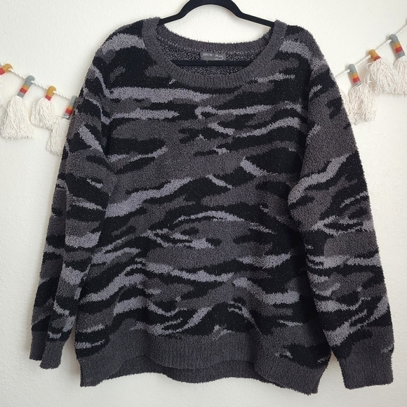 Barefoot Dreams Cozychic Seaside Camo Crewneck Knit Black Pullover Soft Comfy 2x - Picture 1 of 10
